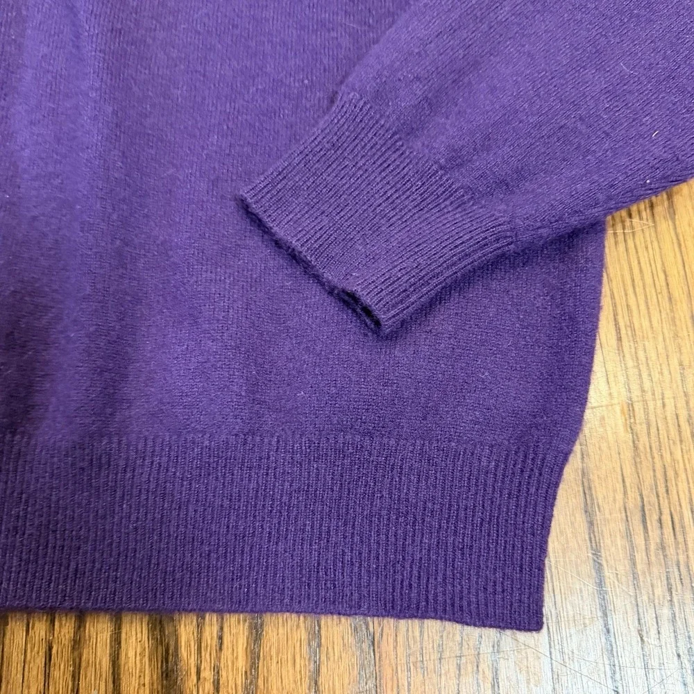 Club Room Estate Cashmere V-Neck Sweater 100% 2-Ply‎ Knit Size M Purple